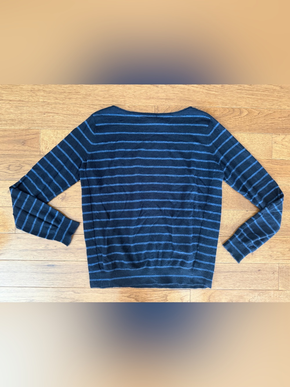 Vince Lightweight Navy Blue and Light Blue Striped Cashmere Sweater